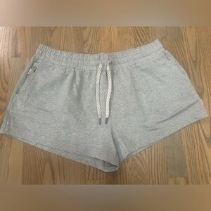 Vuori Women's Halo Performance Athletic Shorts in Light Gray